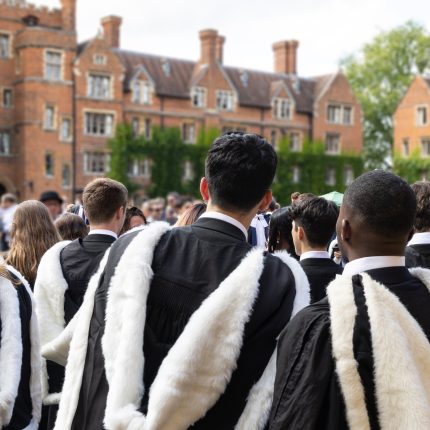 Back,View,Of,Male,And,Female,Fresh,Graduate,International,British